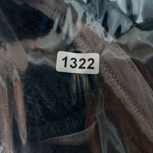 The North Face Women’s Black Fleece Pullover Medium 1/4 Zip Soft Plush - Picture 9 of 9